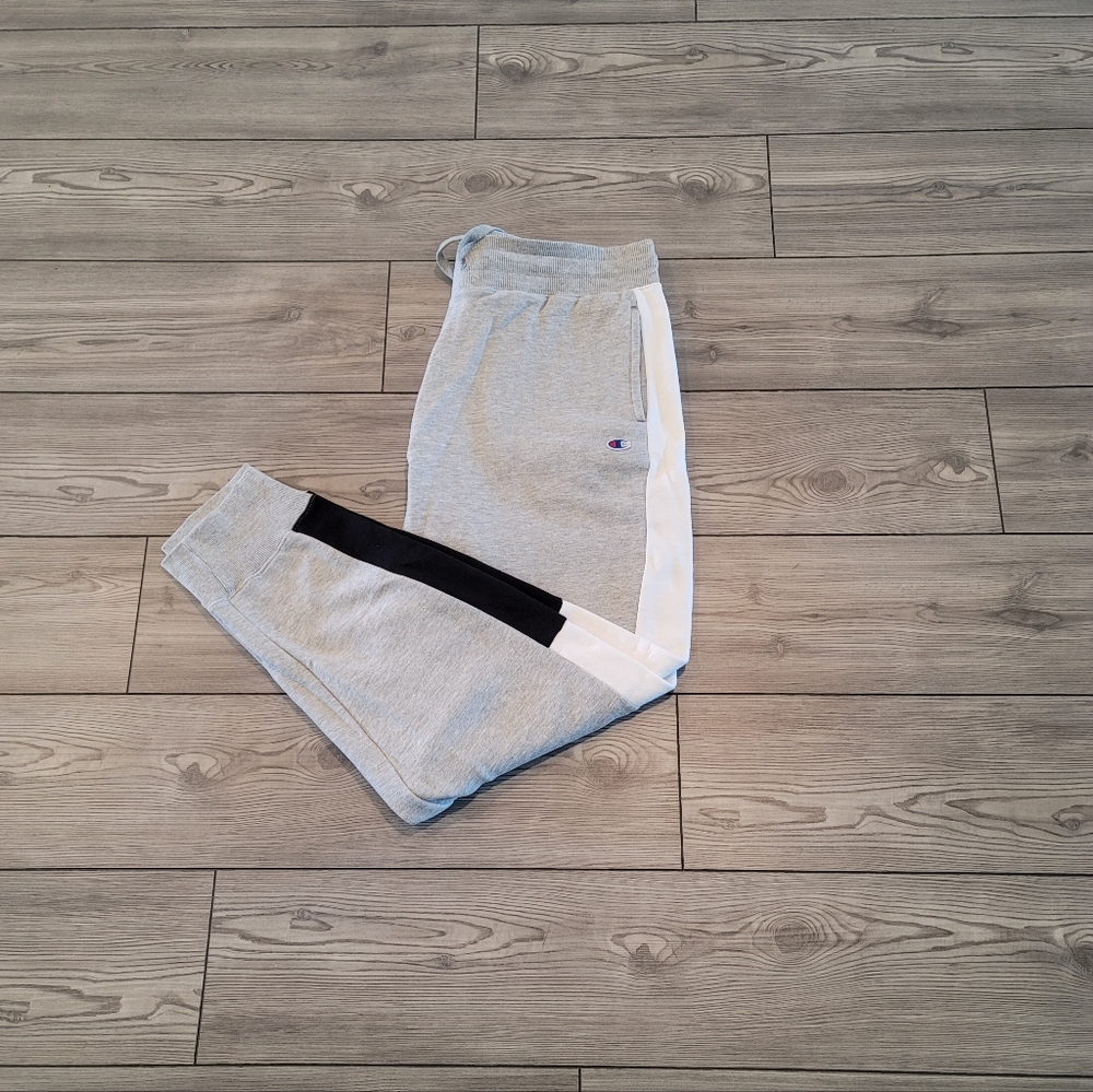 🆕️2 for 35🆕️Men's Champion Grey Fleece Joggers